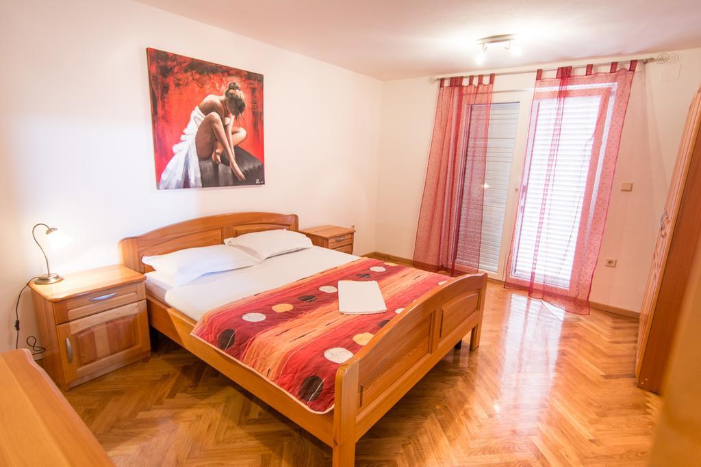 Apartments Basilea Biograd Na Moru Rum bild