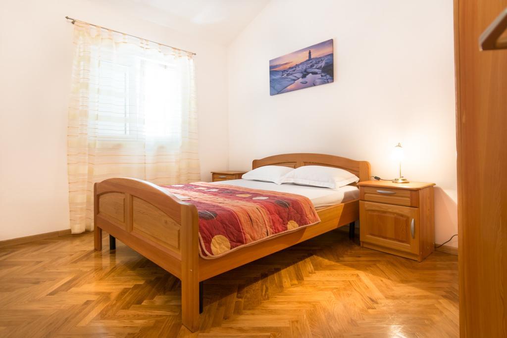 Apartments Basilea Biograd Na Moru Rum bild